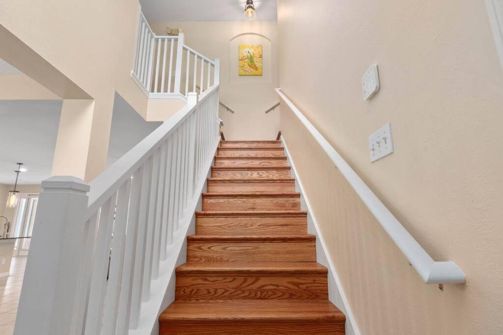 Lakeview W/8 Bedroom 5 Kingsuite 3 Miles To Disney Kissimmee Buitenkant foto